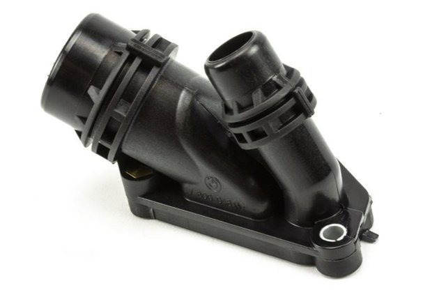 BMW 11117800048 Фланец системы охлаждения (тройник) в наличии Ирпень