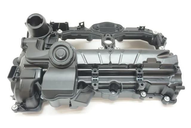 Крышка клапанов 11127588412 BMW