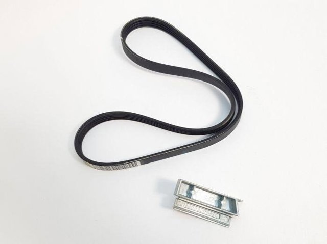 Поликлиновый ремень Mitsubishi Colt II