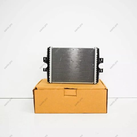 BMW 17117628057 Радиатор охлаждения двигателя дополнительный в наличии Павлоград