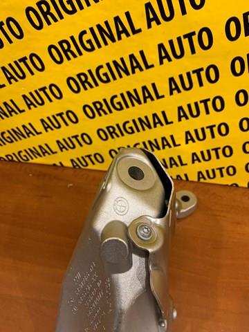 BMW 22116876216 Кронштейн подушки (опоры) двигателя правой в наличии Полтава