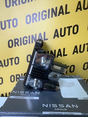 Панель предохранителей 24380BB50A NISSAN