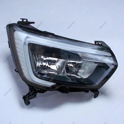 RENAULT 260105567R Фара правая в наличии Тернополь