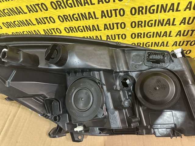260605628R RENAULT Фара левая купить в Чернигов