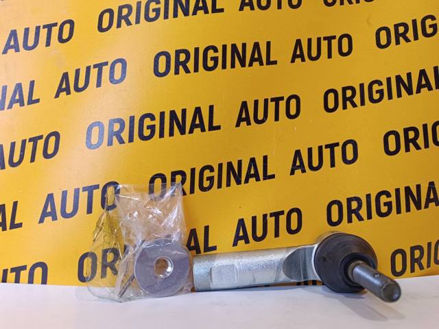 Рулевой наконечник 4546049095 TOYOTA