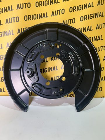 Защита тормозного диска заднего, правая 4800A062 MITSUBISHI