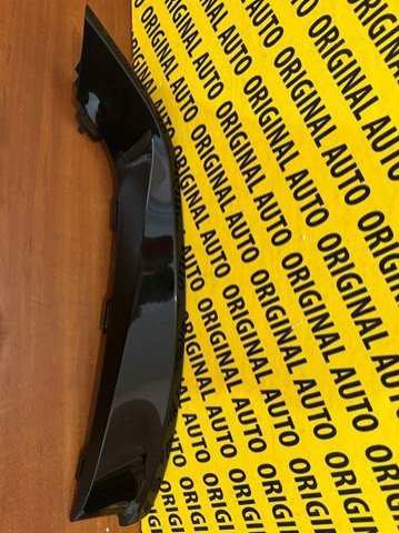 51117294893 BMW Молдинг решетки бампера переднего левый купить в Запорожье