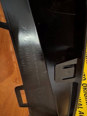 BMW 51117294893 Молдинг решетки бампера переднего левый в наличии Каменское