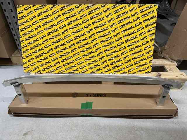 Балка бампера переднего 51117399912 BMW