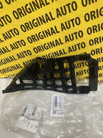 Правое крепление переднего бампера 51117421850 BMW