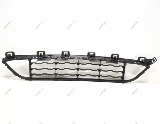 Решетка бампера переднего нижняя 51118056521 BMW