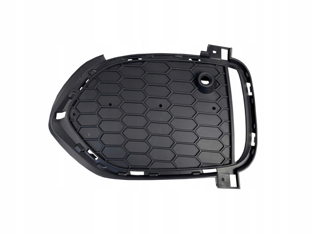  Решетка переднего бампера левая 51118064635 BMW