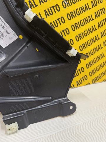 Передний правый подкрылок крыла переднего  51118074892 BMW