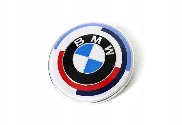 Фирменный значек на багажник 51148087193 BMW