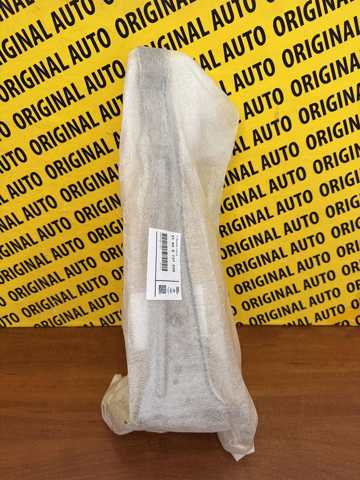 Рамка радиатора правая 51648737028 BMW