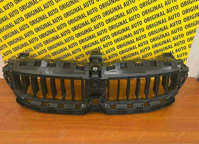 Жалюзи радиатора охлаждения 51745A22C61 BMW