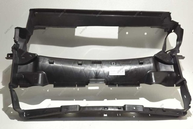 Воздуховод радиатора 51745A35891 BMW
