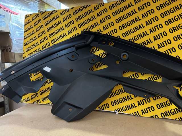 51767469502 BMW Уплотнитель крыла купить в Украина