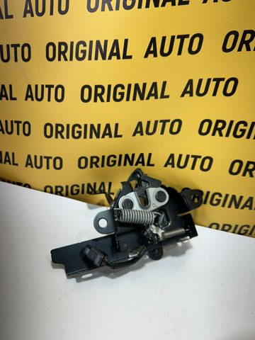 Замок крышки капота 5351033380 TOYOTA