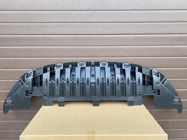 622350001R RENAULT Защита бампера переднего купить в Чернигов