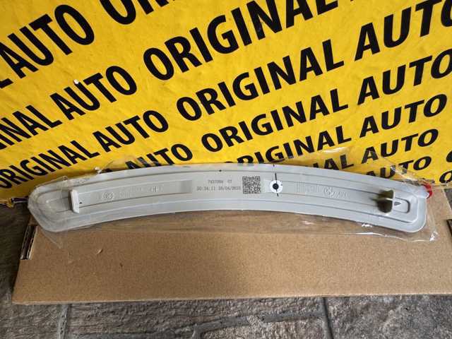 63147437084 BMW Катафот (отражатель) переднего бампера правый купить в Львов