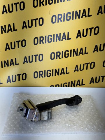 Ограничитель открывания задней двери 824303NF0A NISSAN