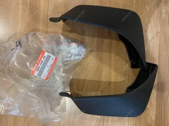 Комплект задних брызговиков 990E062J05000 SUZUKI