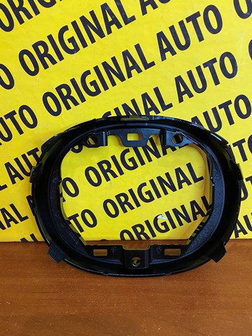 MAZDA BCKB50721A Кронштейн эмблемы решетки радиатора в наличии Украина
