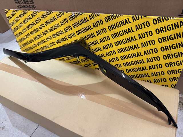 BCKN50770C MAZDA Молдинг решетки радиатора левый купить в Кривой Рог