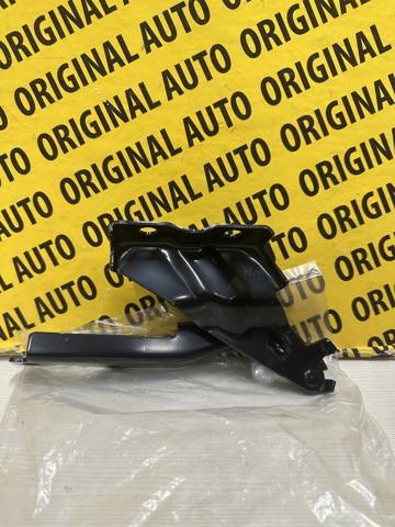 Шарнир капота правый D10E52410 MAZDA