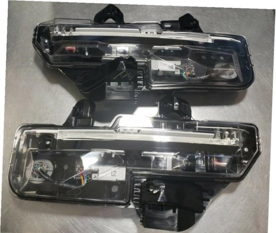 Указатель поворота левый DGH951070 MAZDA