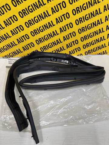 GHP956770 MAZDA Уплотнитель капота купить в Ирпень