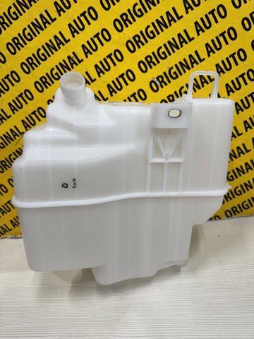 Бачок омывайки GJR967481A MAZDA