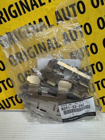 Передние тормозные колодки K0Y13329Z MAZDA