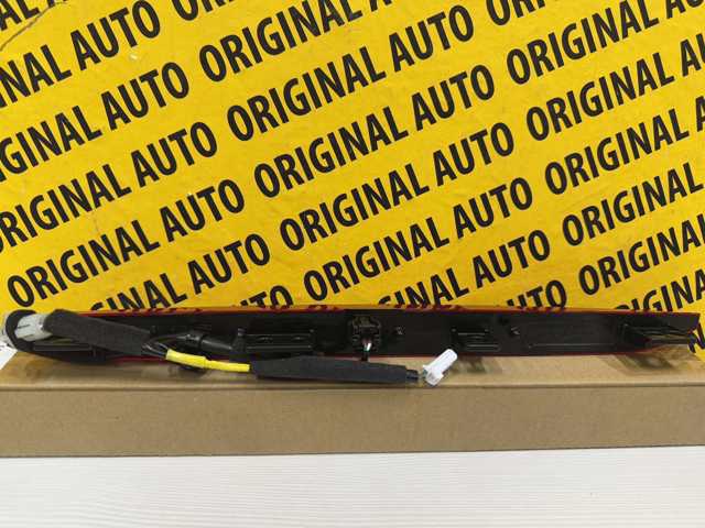 Стоп-сигнал задний дополнительный K12351580 MAZDA