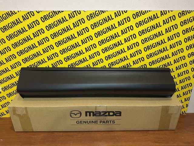 MAZDA KB7W51RC0D Молдинг двери задней правой в наличии Харьков