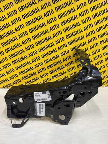 Кронштейн суппорта радиатора, нижний KB7W53140 MAZDA