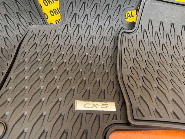 MAZDA KB8MV0351 Коврики передние + задние, комплект в наличии Каменское
