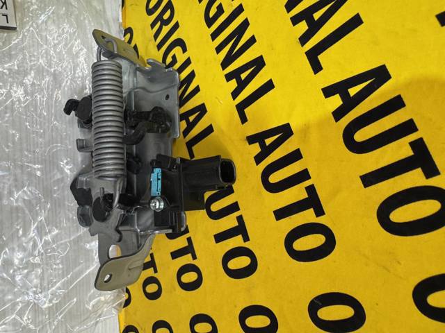 MAZDA KBB356620 Замок капота в наличии Днепр