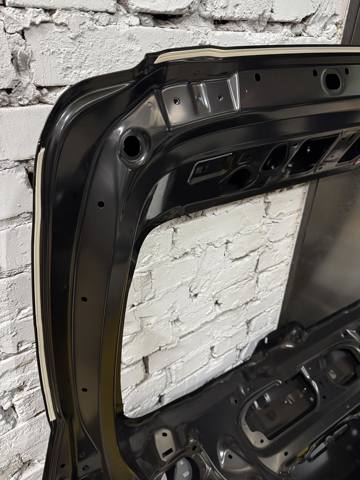 Дверь задняя багажная KBY16202XC MAZDA