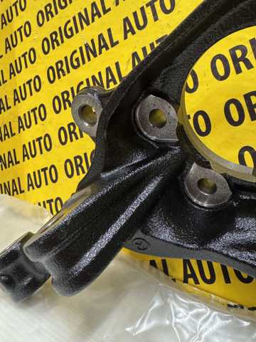 Цапфа поворотная левая KN3L33031 MAZDA