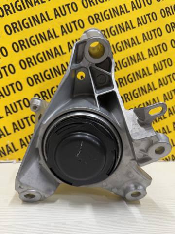 KS0E39040 MAZDA Подушка (опора) двигателя правая купить в Павлоград