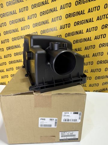 PE01133AX Mazda Корпус воздушного фильтра, верхняя часть
