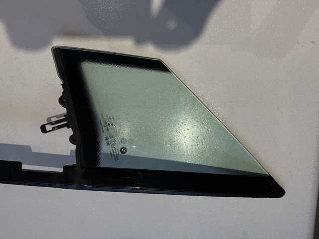 51139466545 BMW Стекло-форточка двери передней левой купить в Чернигов