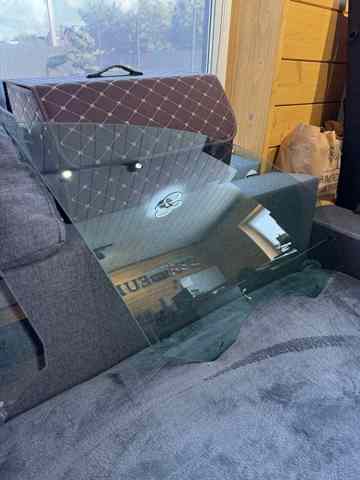 51337430938 BMW Стекло двери передней правой купить в Хмельницкий