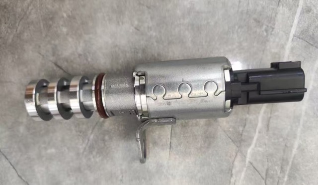 Клапан положения фаз распредвала 237963RC0A NISSAN