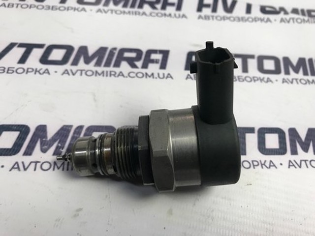 OPEL 0281002507 Регулятор давления топлива в топливной рейке в наличии Каменское
