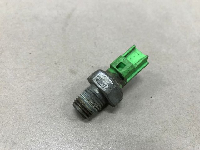 1116647 FORD Датчик давления масла купить в Чернигов