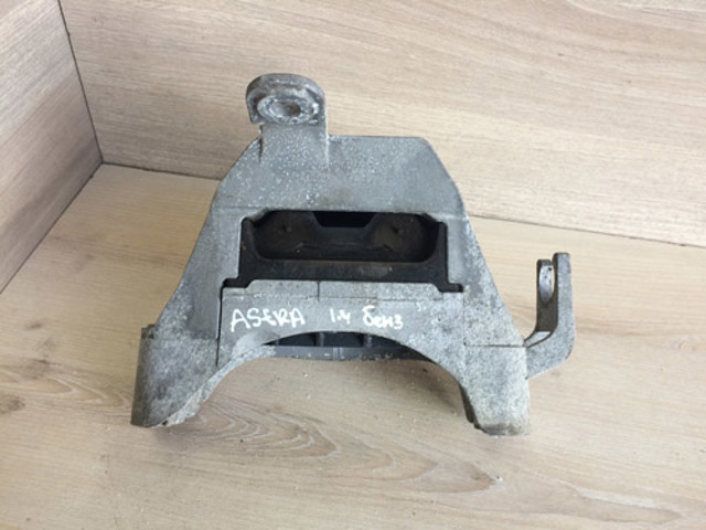 OPEL 13347456 Подушка (опора) двигателя правая в наличии Киев