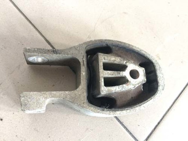 FORD 1434852 Задняя опора двигателя в наличии Каменское
